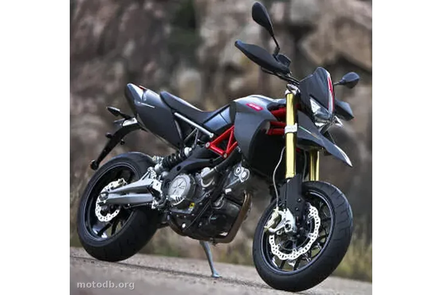 Aprilia SMV 750 DORSODURO Factory