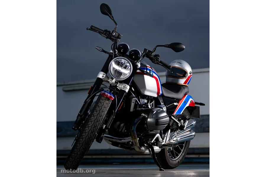 BMW 1200 R 12 Julie Wood