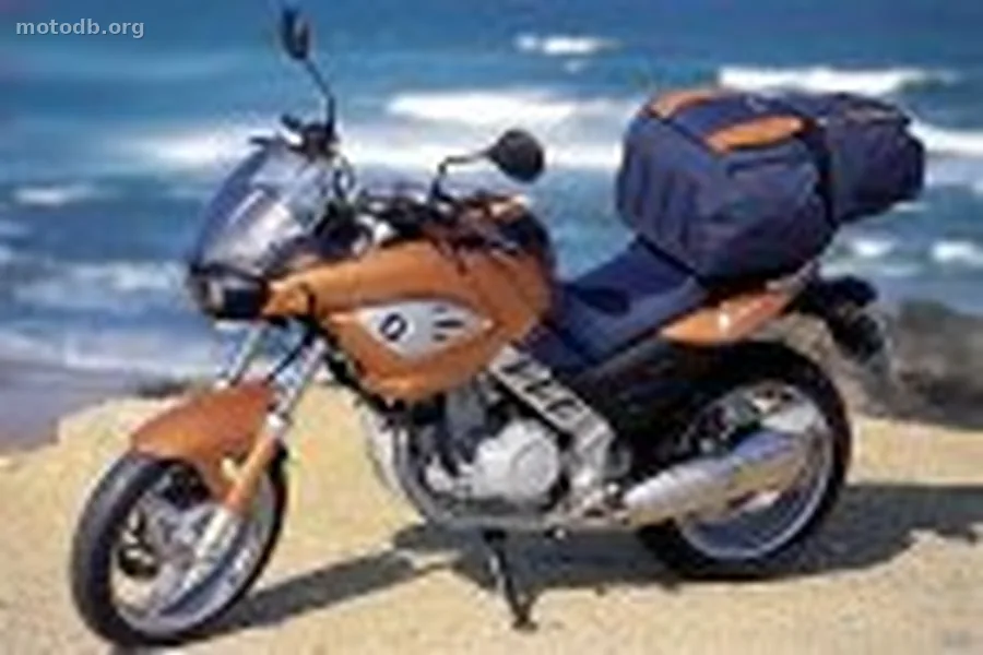 BMW F 650 CS Scarver