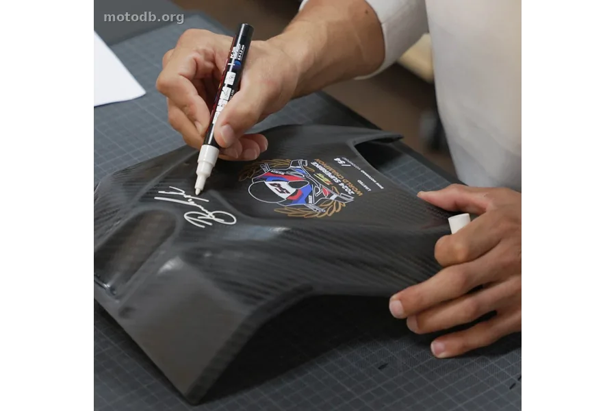 BMW M 1000 RR WSBK Champion Edition