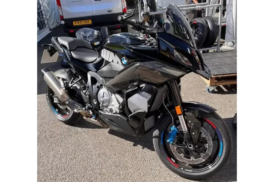 BMW M 1000 XR prototype