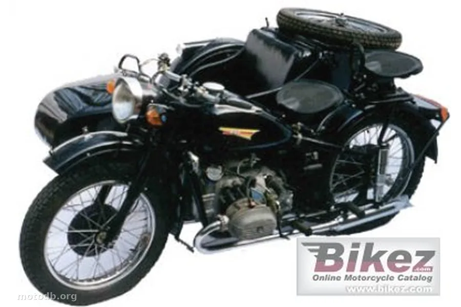 Chang-Jiang 750 BG (with sidecar)