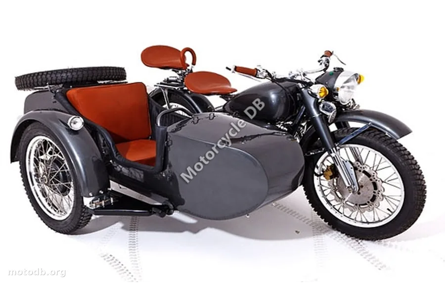 Chang-Jiang 750 FY (with sidecar)