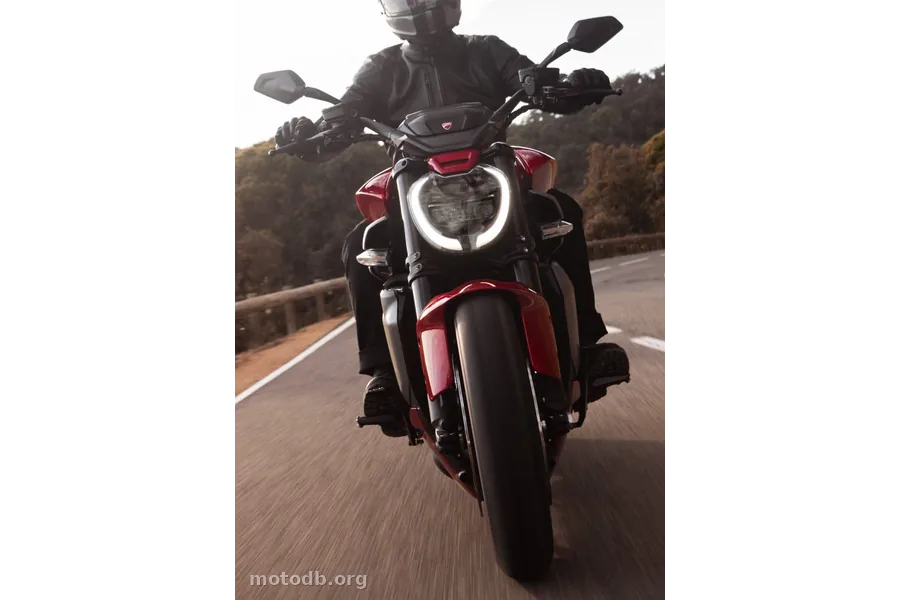 Ducati 1160 XDiavel V4