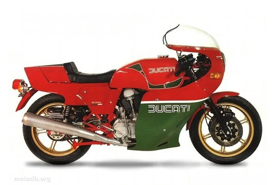 Ducati 900 SS