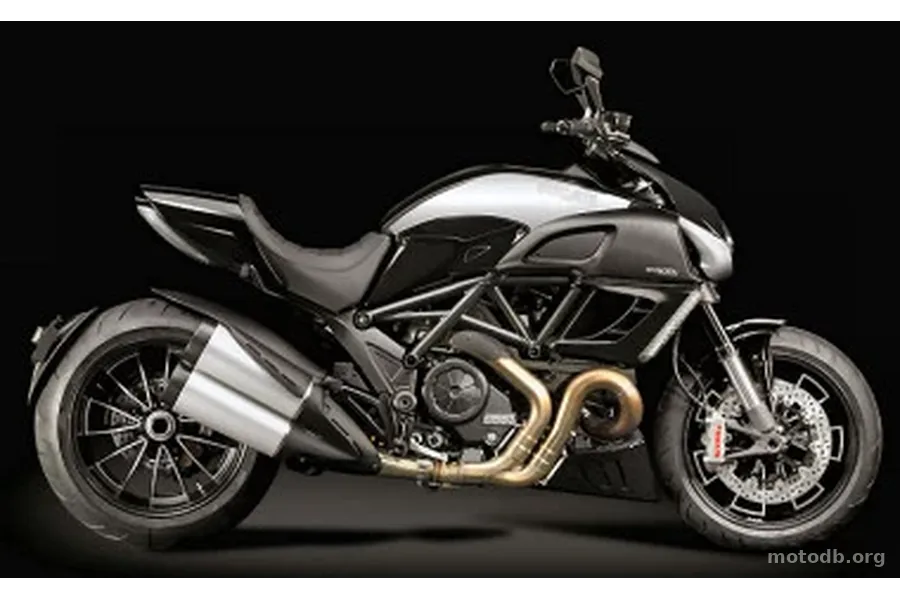 Ducati DIAVEL 1200 CROMO