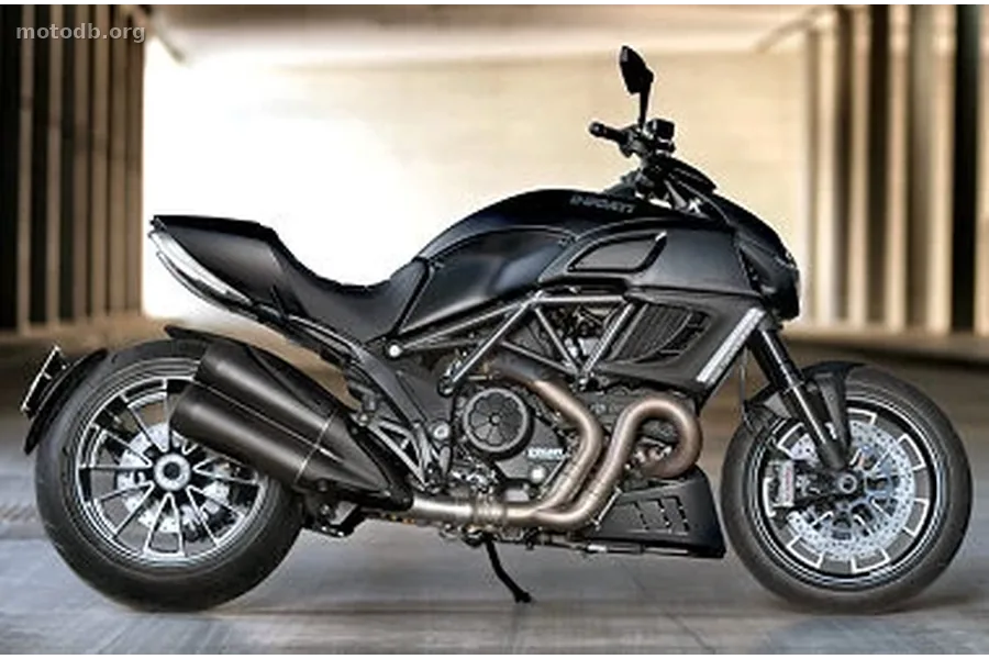 Ducati DIAVEL 1200 DARK
