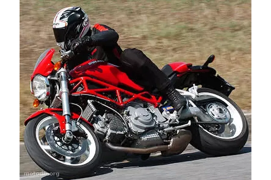 Ducati Monster S2R 1000