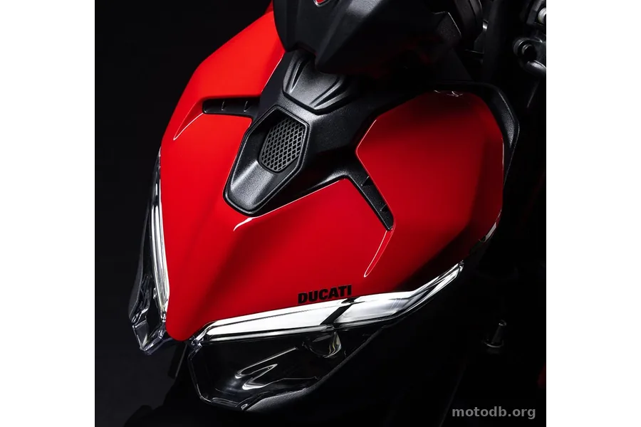 Ducati Streetfighter V2