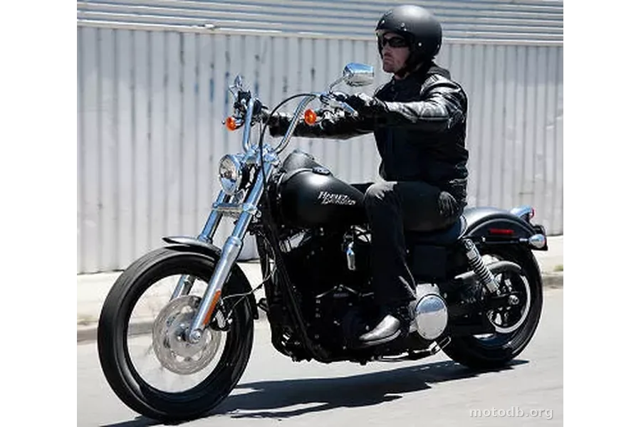 Harley-Davidson 1690 DYNA STREET BOB Special Edition FXDBA