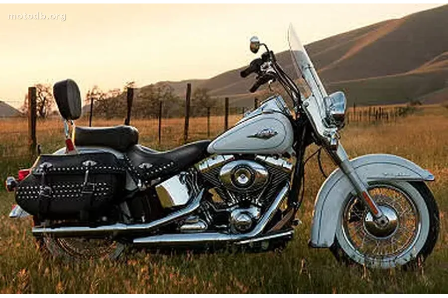 Harley-Davidson 1690 SOFTAIL HERITAGE CLASSIC 110th Anniversary FLSTC