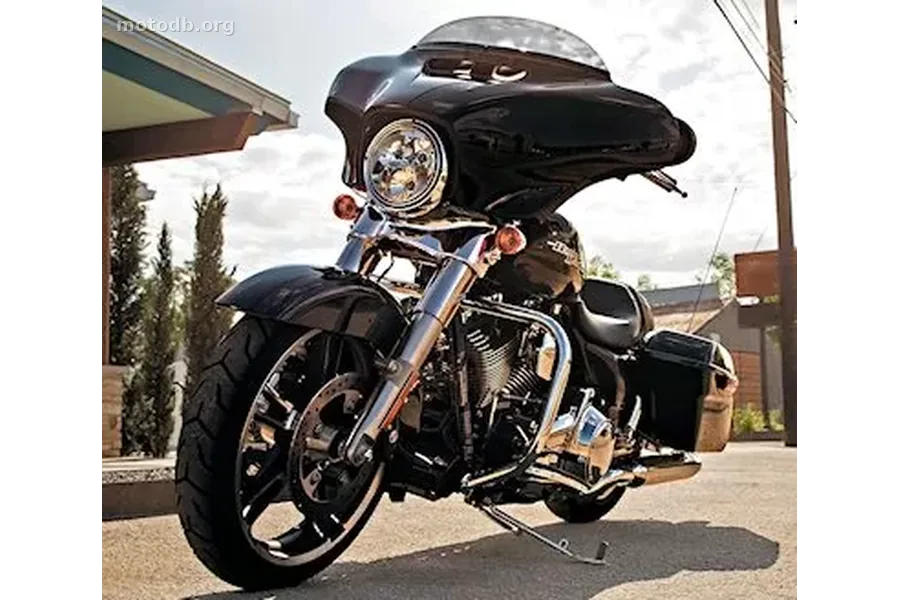 Harley-Davidson 1746 STREET GLIDE SPECIAL FLHXS