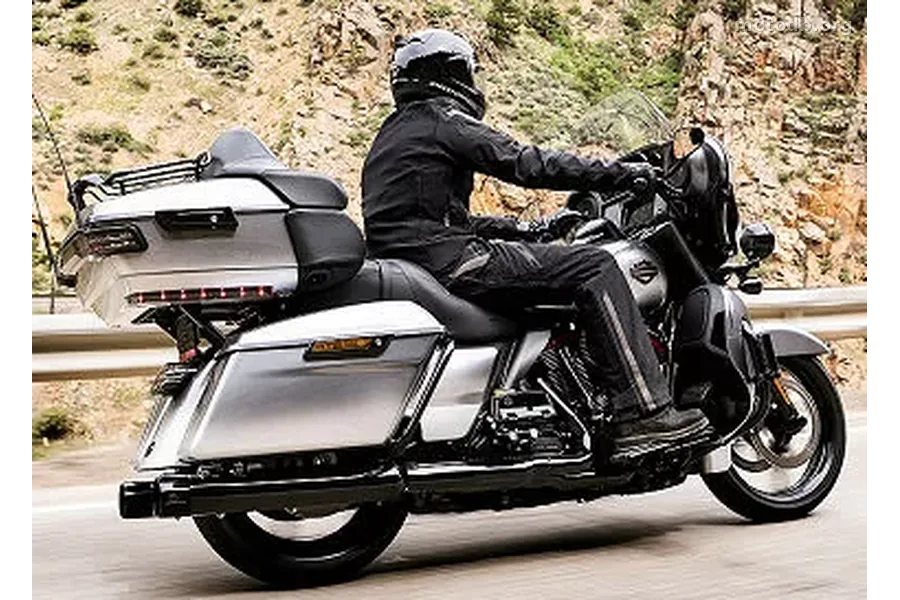 Harley-Davidson CVO 1920 Limited FLHTKSE