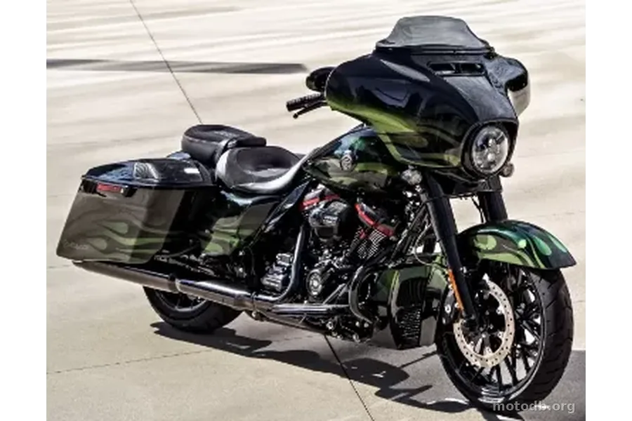 Harley-Davidson CVO 1920 Street Glide FLHXSE