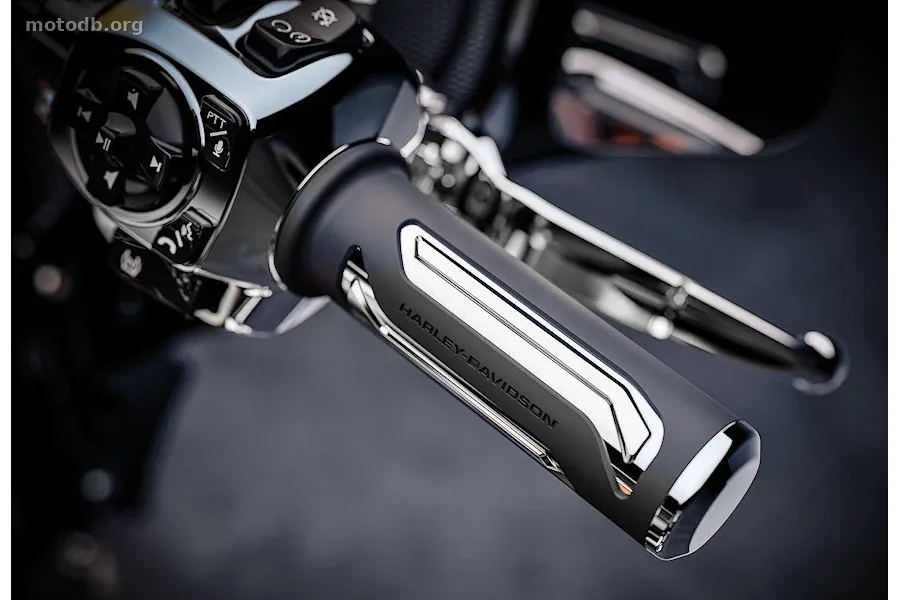 Harley-Davidson CVO 1980 Street Glide FLHXSE