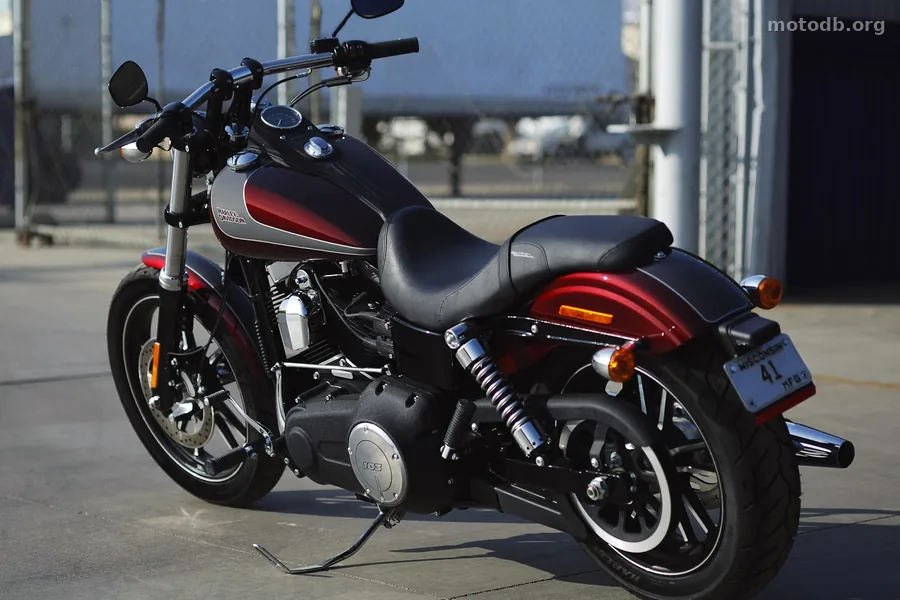 Harley-Davidson Street Bob Special Edition