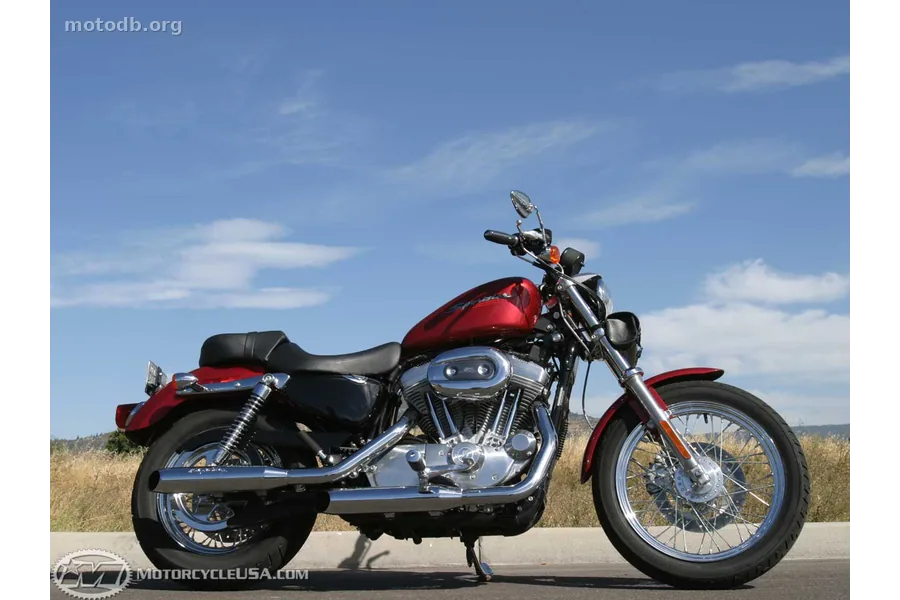 Harley-Davidson XL 883 C Sportster Custom