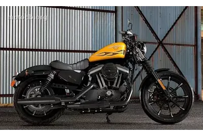 Harley-Davidson XL 883 Sportster Iron
