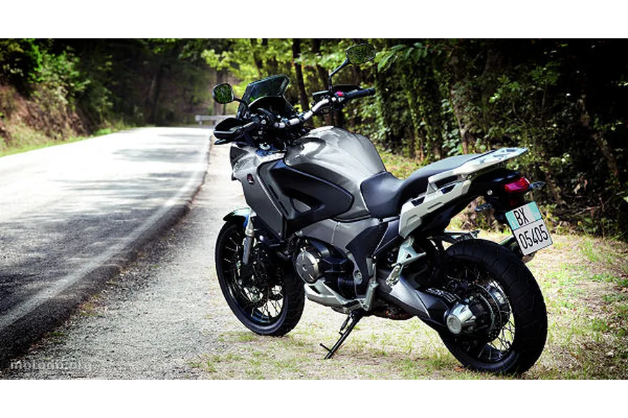 Honda 1200 CROSSTOURER DCT