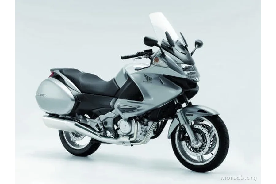 Honda NT700V Deauville