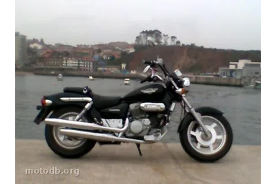 Hyosung Aquila 125
