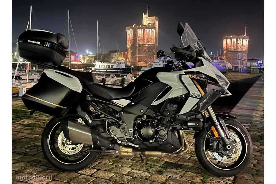 Kawasaki Versys 1100 SE