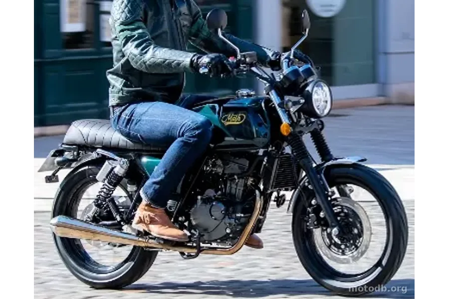 Mash 125 Black / British Seven