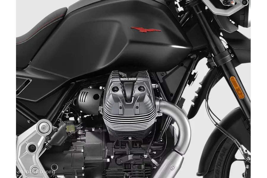 Moto Guzzi V85 Strada