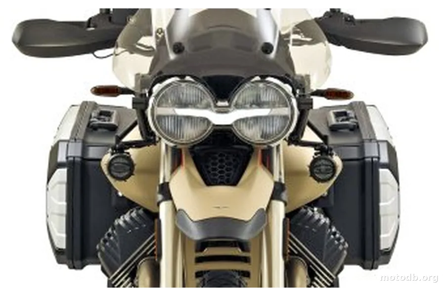 Moto Guzzi V85 TT Travel