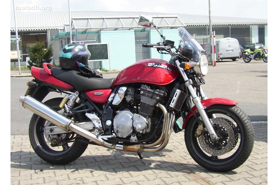 Suzuki GSX 1200