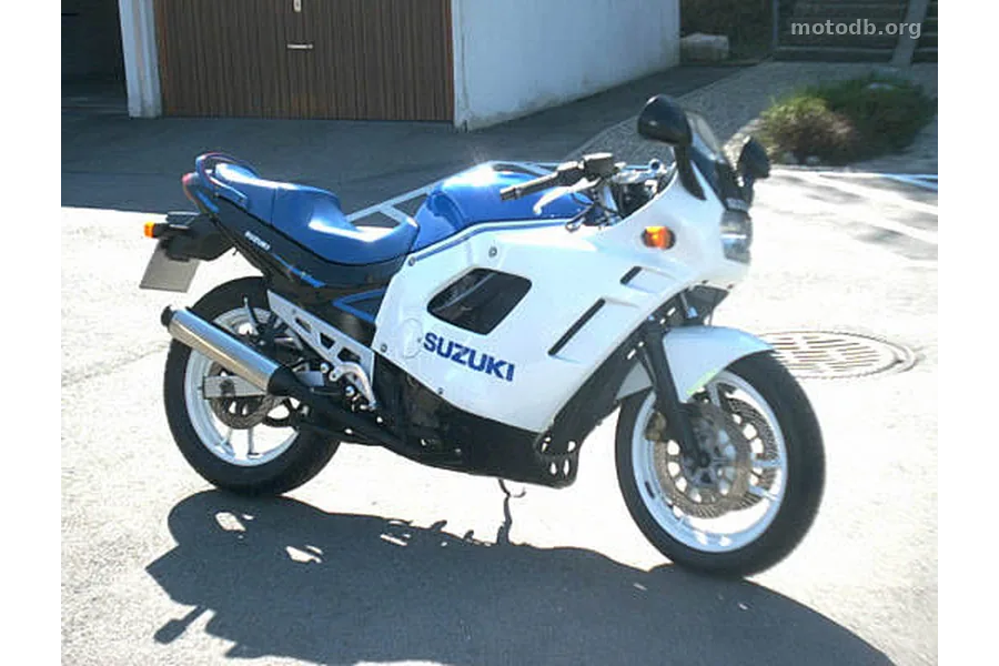 Suzuki GSX 600 F