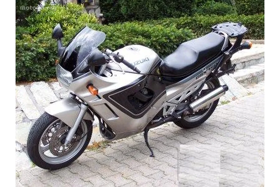 Suzuki GSX 750 F