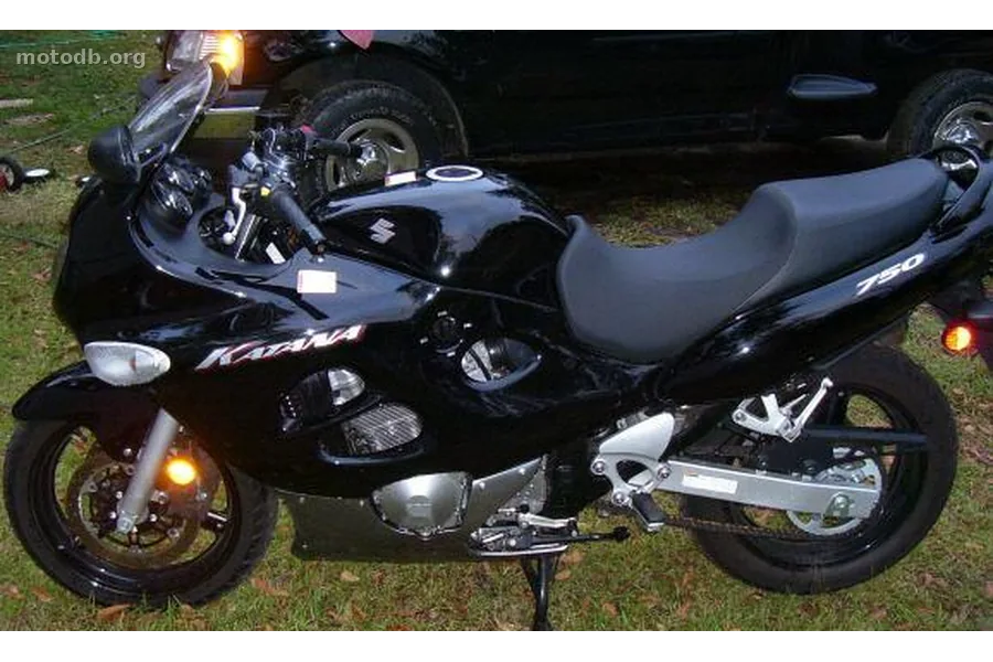 Suzuki GSX 750 F