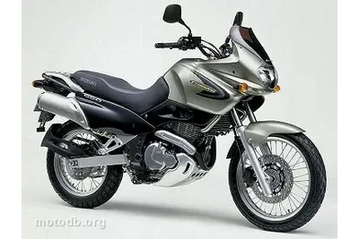 Suzuki XF 650 Freewind