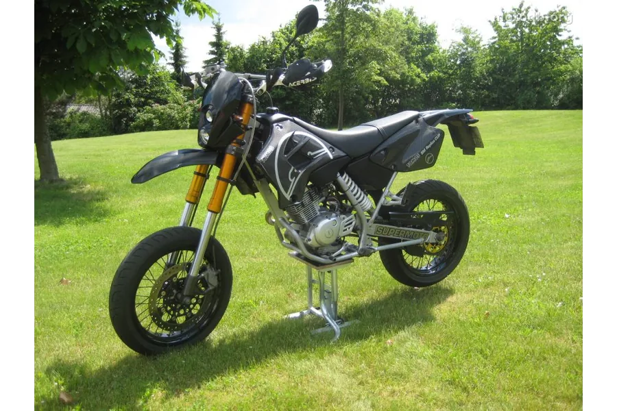 Tomos 125 SM