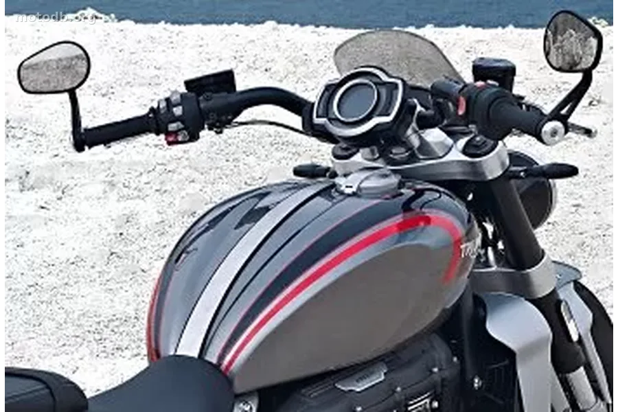 Triumph 2500 Rocket III GT