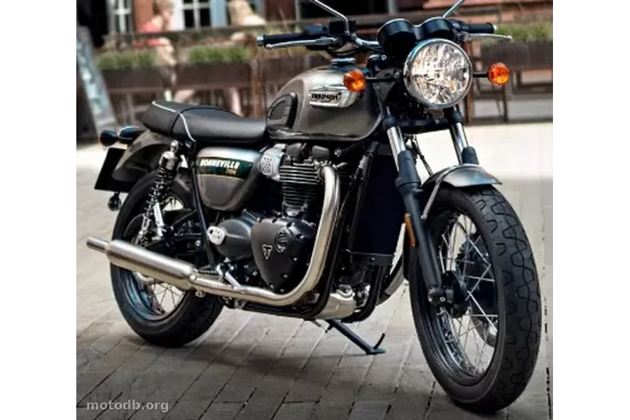 Triumph Bonneville T100 Chrome Edition
