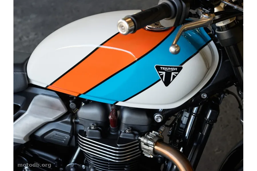 Triumph nouvelle 900 Speed Twin