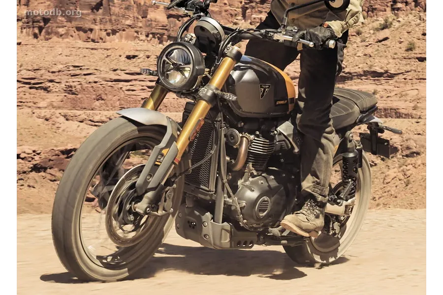 Triumph Scrambler 900