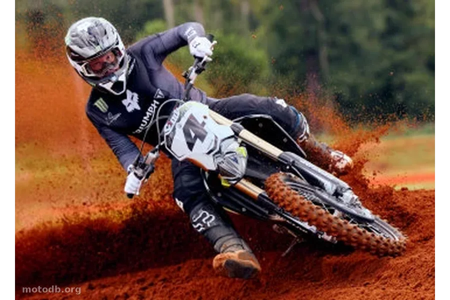 Triumph TF 450-RC