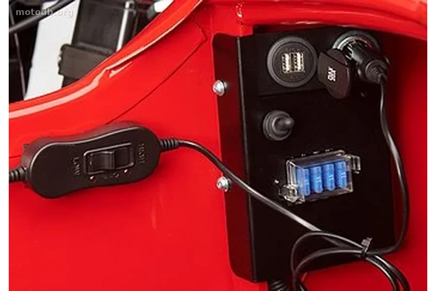 Ural 750 Octobre rouge II - KRASNYJ OKTJABR II