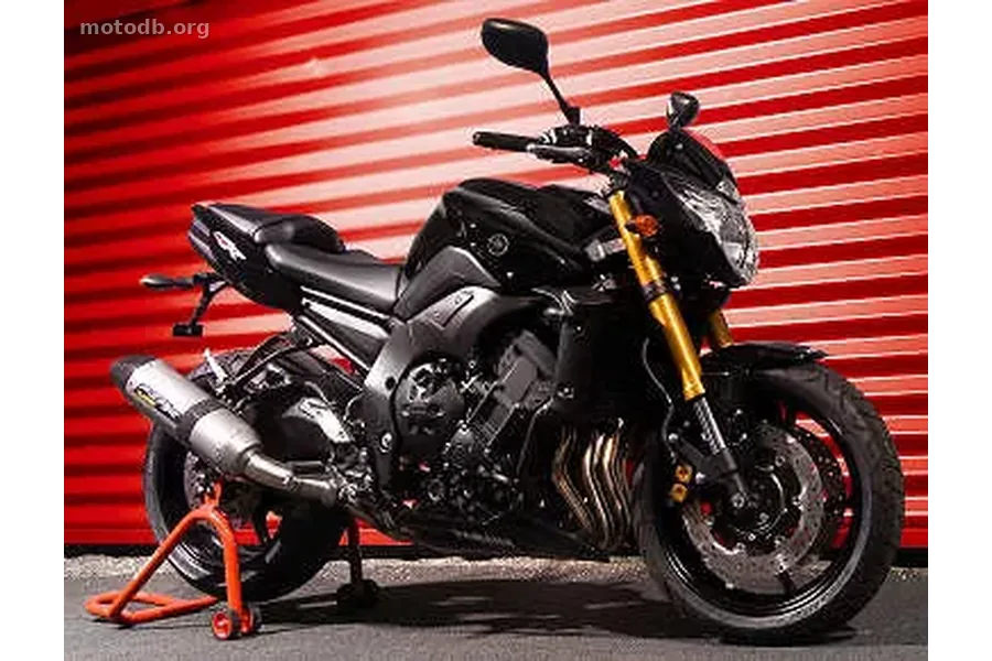 Yamaha 800 FZ8 R Line