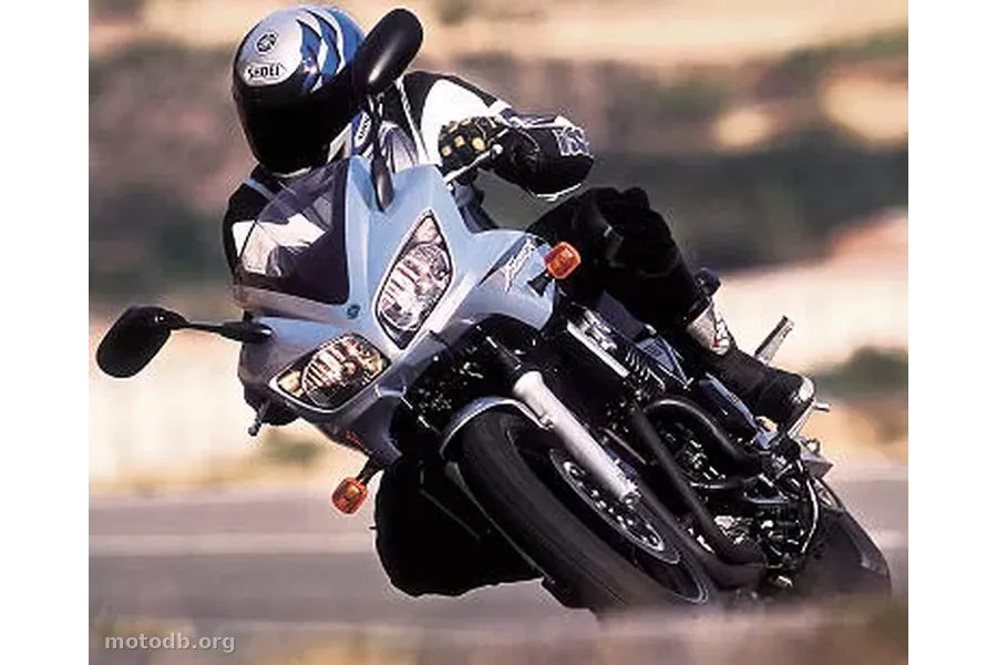 Yamaha FZS 600 Fazer