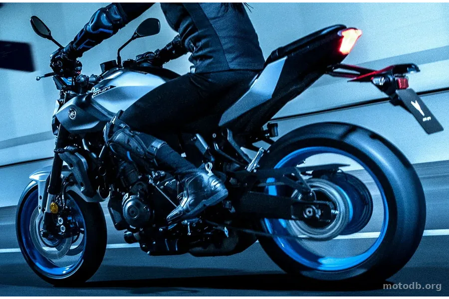 Yamaha MT-07 700