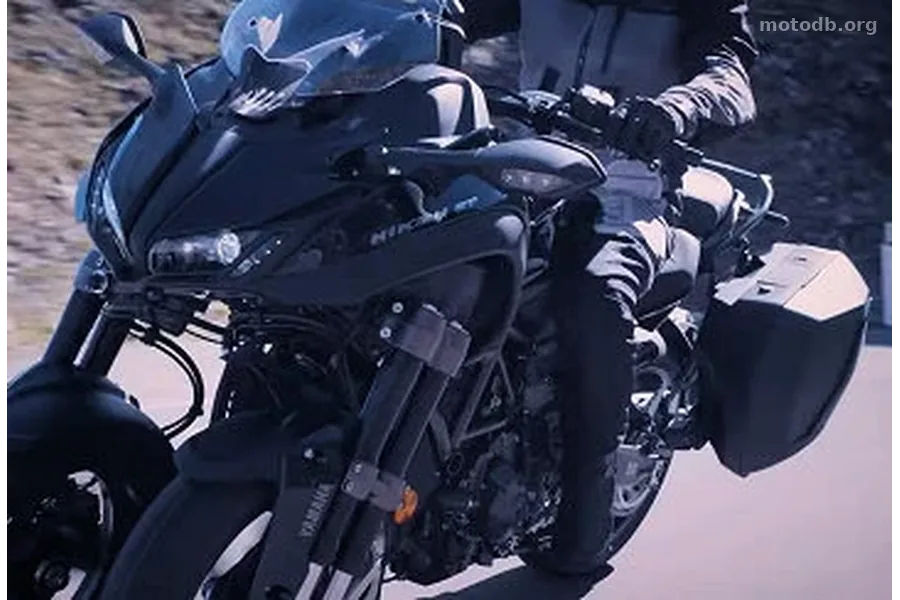 Yamaha Niken 900 GT