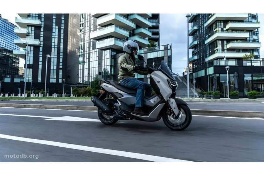Yamaha NMAX 125 Tech MAX