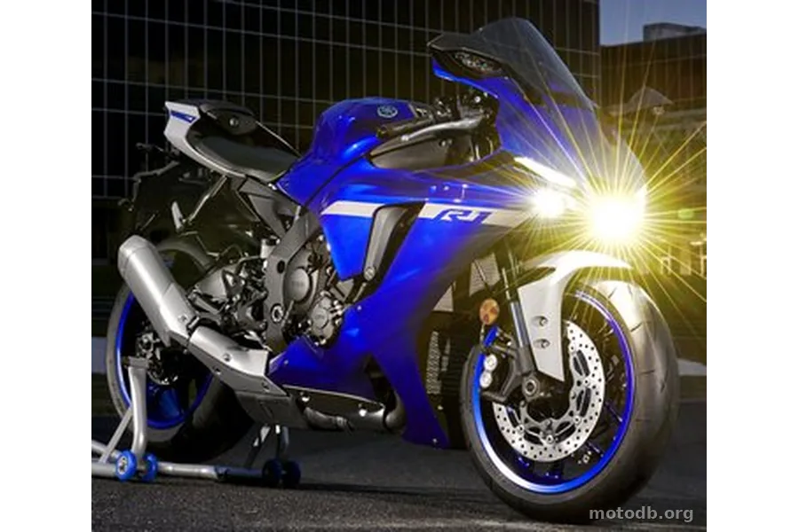 Yamaha R1 1000