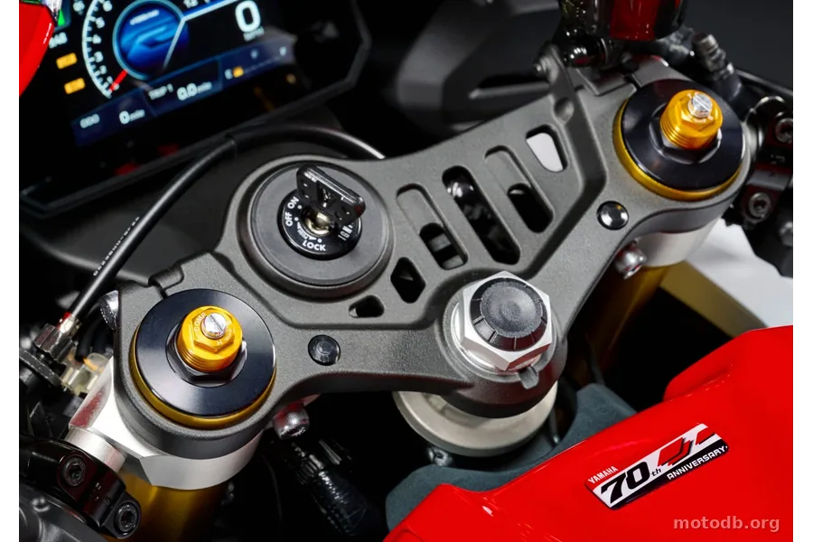 Yamaha R7 700 70ème anniversaire