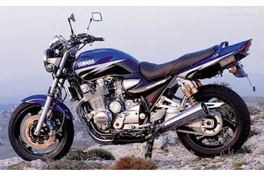 Yamaha XJR 1300