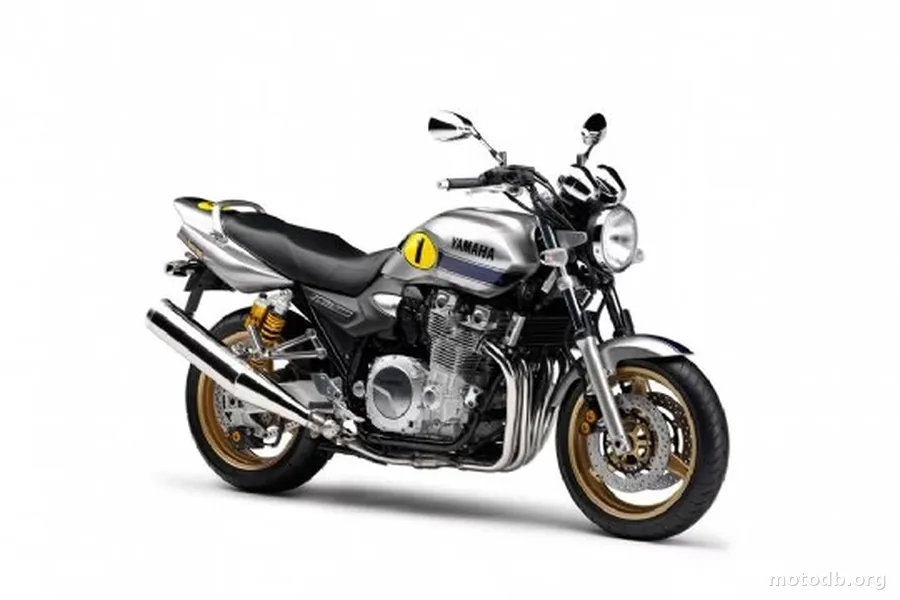 Yamaha XJR 1300
